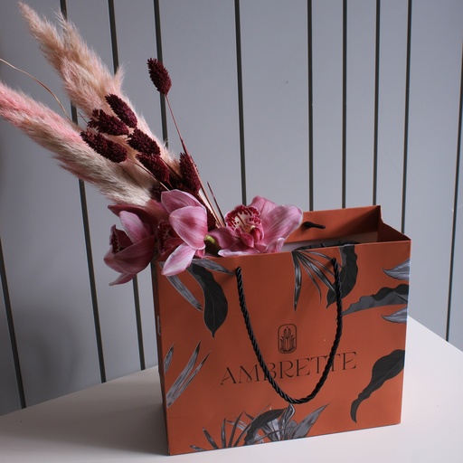 Mini arrangement for bag + one all purpose perfumer